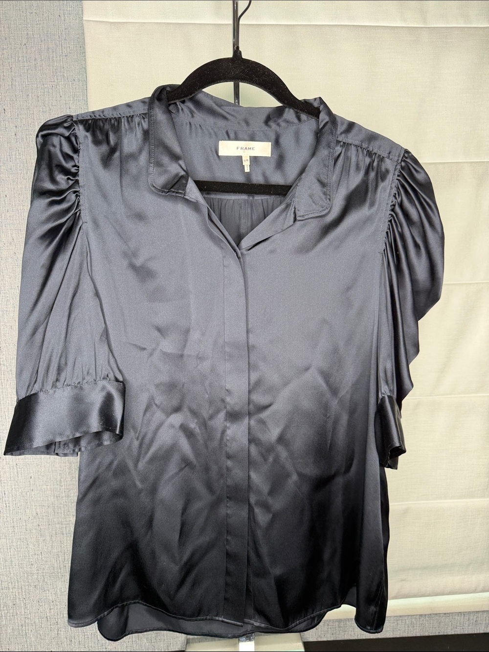 Frame Silk Puff-Sleeve Blouse